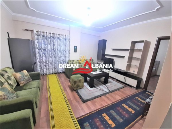 Tirane, jepet me qera apartament 2+1 Kati 3, 105 m² 650 € (ne Don Bosko prane Hotel Ferrari)