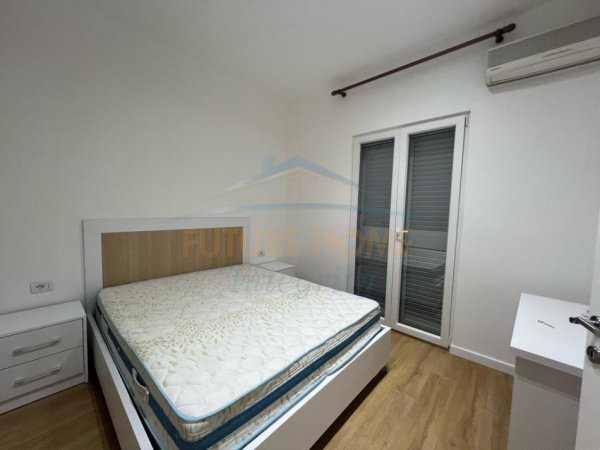 Tirane, jepet me qera apartament 2+1 Kati 0, 50 m² 700 €
