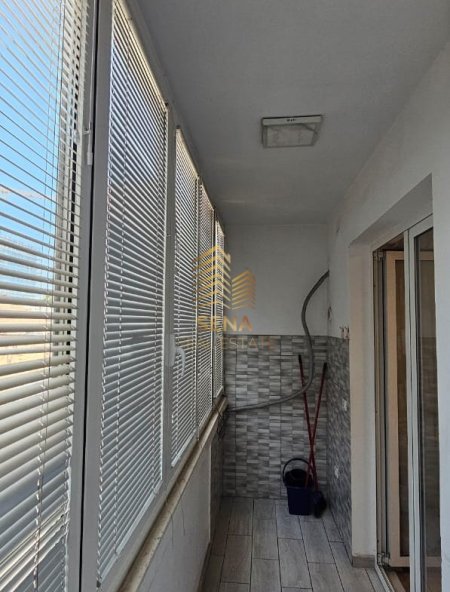 Tirane, jepet me qera apartament 1+1+Ballkon Kati 2, 60 m² 550 € (Rruga e Barrikadave)