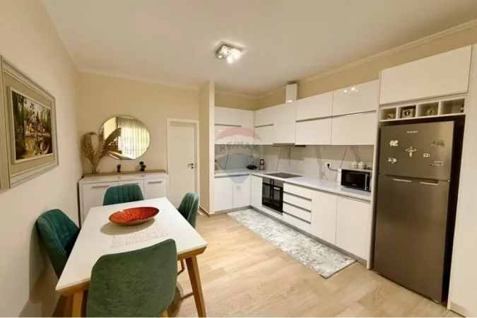 Tirane, jepet me qera 1+1 Kati 4, 62 m² 650 € (Vasil Shanto) ID: 530291018-887