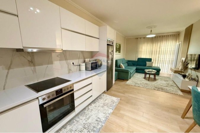 Tirane, jepet me qera 1+1 Kati 4, 62 m² 650 € (Vasil Shanto) ID: 530291018-887