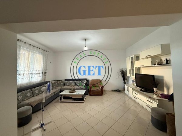Durres, jepet me qera apartament Kati 1, 130 m² 300 €