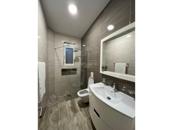 Tirane, jepet me qera apartament 2+1 Kati 4, 72 m² 650 € (Stadiumi Dinamo, pranë shkollës Emin Duraku, Tiranë)