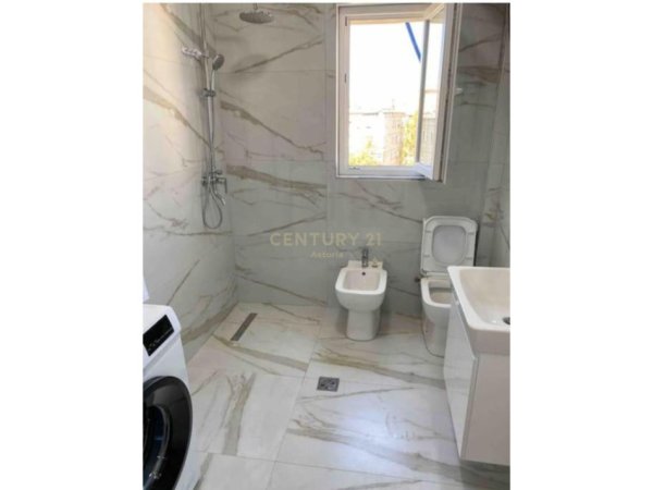 Shqiperi, shitet apartament 1+1 Kati 5, 117 m² 248.000 € 