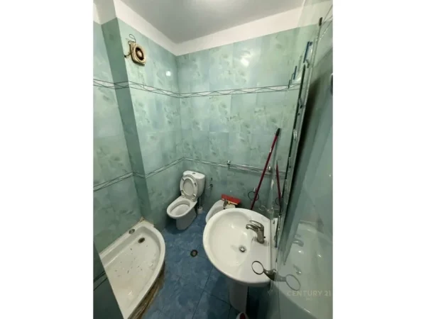 Tirane, shes apartament 1+1 Kati 3, 45 m² 110.000 € 