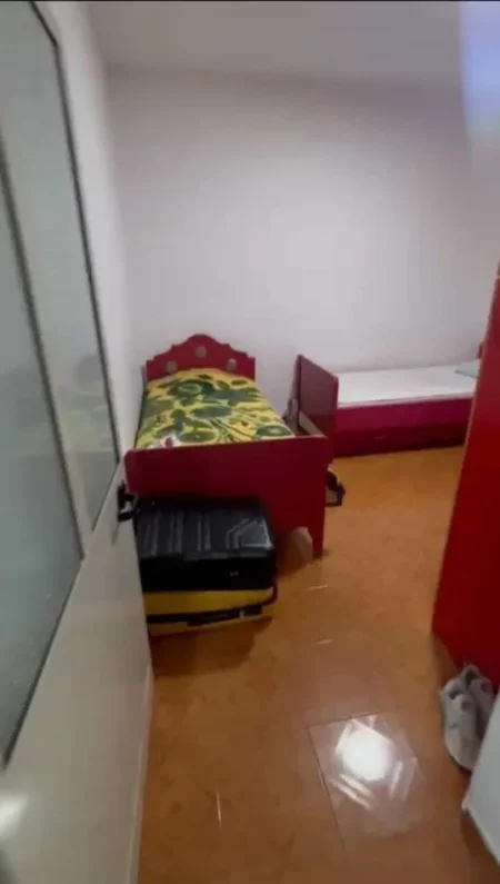 Tirane, apartament 2+1 Kati 1, 56 m² 120.000 € (ISH TREGU ELEKTRIK)