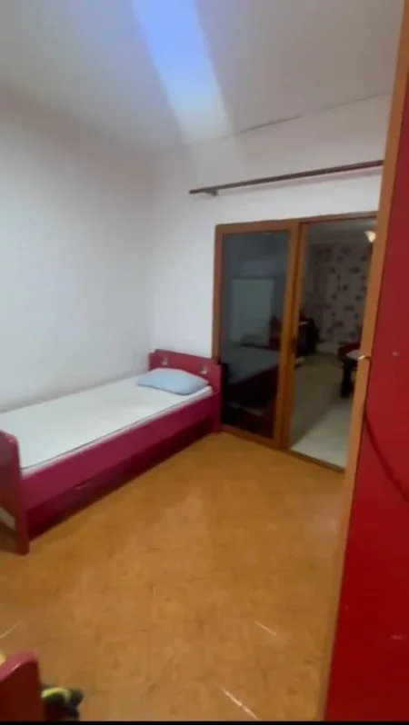 Tirane, apartament 2+1 Kati 1, 56 m² 120.000 € (ISH TREGU ELEKTRIK)