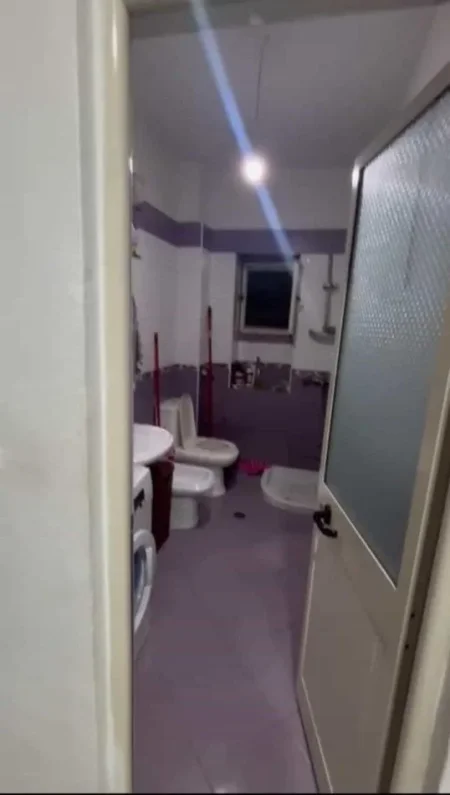 Tirane, apartament 2+1 Kati 1, 56 m² 120.000 € (ISH TREGU ELEKTRIK)