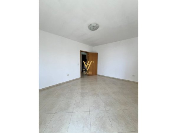 Tirane, jepet me qera zyre Kati 5, 130 m² 1.000 € (ISH EKSPOZITA SOT)