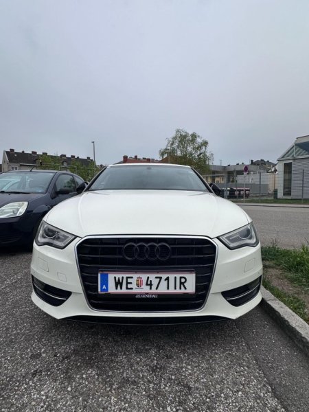 Lezhe, shes makine Audi A3 Nafte, e bardhë automatik Kondicioner 272.000 km 8.700 €