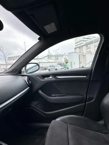 Lezhe, shes makine Audi A3 Nafte, e bardhë automatik Kondicioner 272.000 km 8.700 €