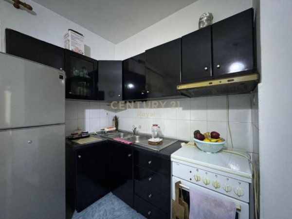 Tirane, jepet me qera apartament 2+1 Kati 2, 74 m² 500 € (21 dhjetori)
