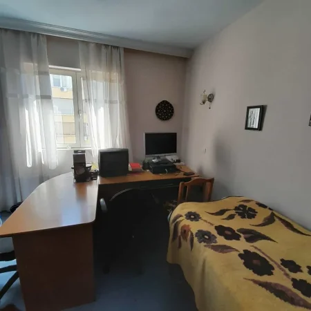 Tirane, shes apartament 2+1 Kati 7, 126 m² 239.400 € (komuna  e parisit)