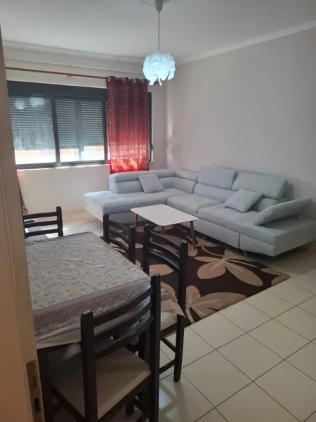 Tirane, jepet me qera apartament 1+1 Kati 3, 70 m² 400 € (Astir)