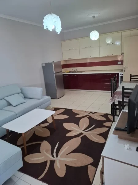Tirane, jepet me qera apartament 1+1 Kati 3, 70 m² 400 € (Astir)