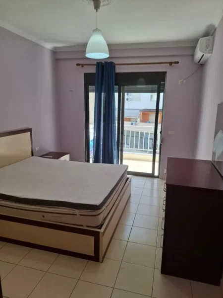 Tirane, jepet me qera apartament 1+1 Kati 3, 70 m² 400 € (Astir)