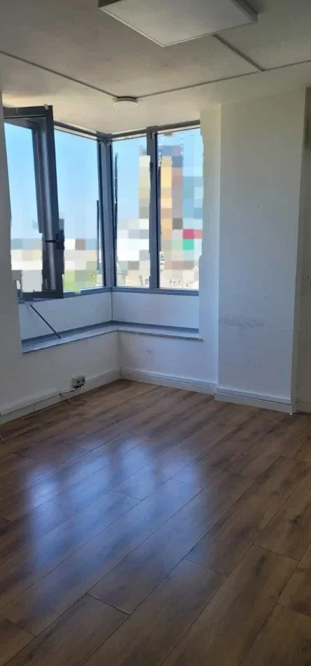 Tirane, jepet me qera 2+1+Ballkon Kati 8, 1.100 € 