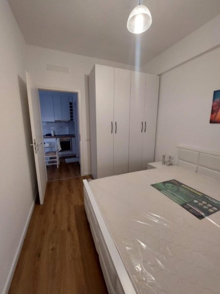 Tirane, jepet me qera apartament 1+1 Kati 2, 58 m² 420 € (Rezidenca OXA)