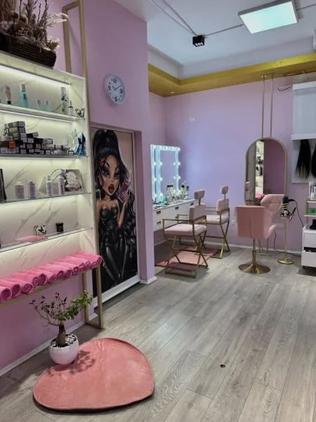 Tirane, shitet ambjent biznesi Kati 0, 70 m² (shshi willson)