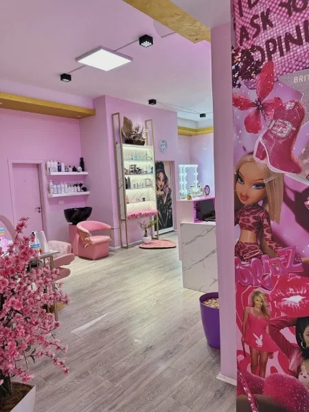 Tirane, shitet ambjent biznesi Kati 0, 70 m² (shshi willson)