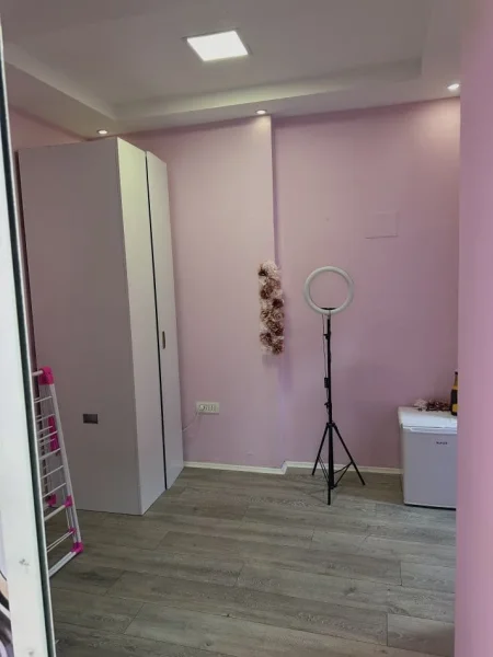 Tirane, shitet ambjent biznesi Kati 0, 70 m² (shshi willson)