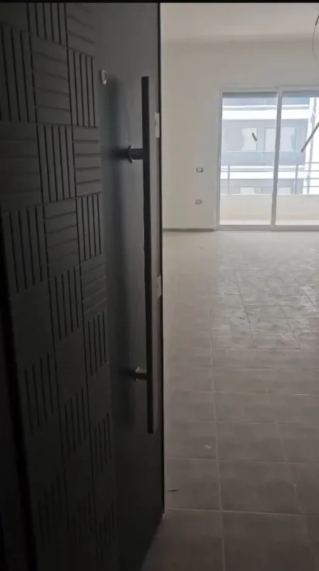 Vlore, shitet apartament , 106 m² (Ne LungoMare)