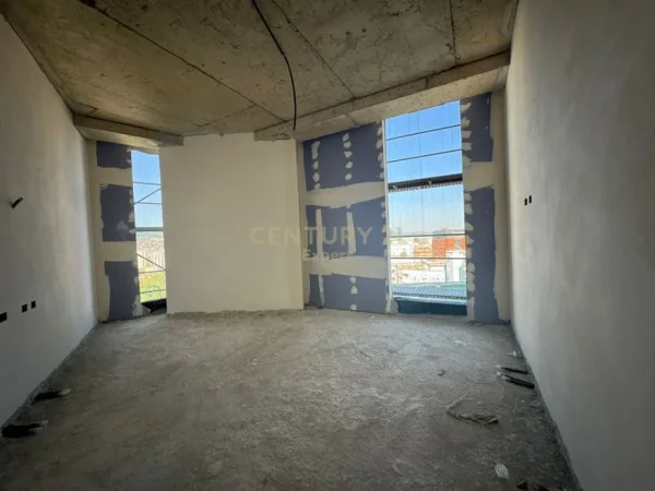 Tirane, shes apartament 2+1 , 137 m² 480.000 € (Ish Ekspozita)