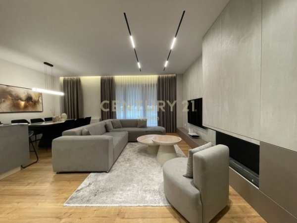 Tirane, shitet apartament 2+1+Aneks+Ballkon Kati 1, 121 m² 369.000 € (Neom119086)