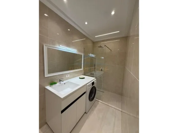 Durres Plazh, shitet apartament 1+1+Ballkon Kati 1, 68 m² 145.000 € (Durres)