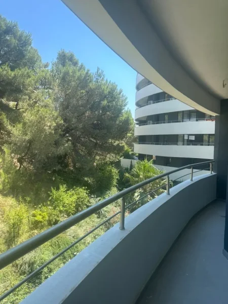 Currila, shitet apartament 2+1+Ballkon Kati 3, 138 m² 285.000 € (Durres)