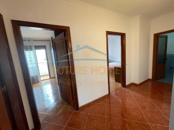 Prane Markates, shitet apartament 3+1+Ballkon Kati 5, 136 m² 157.000 € (Durres)