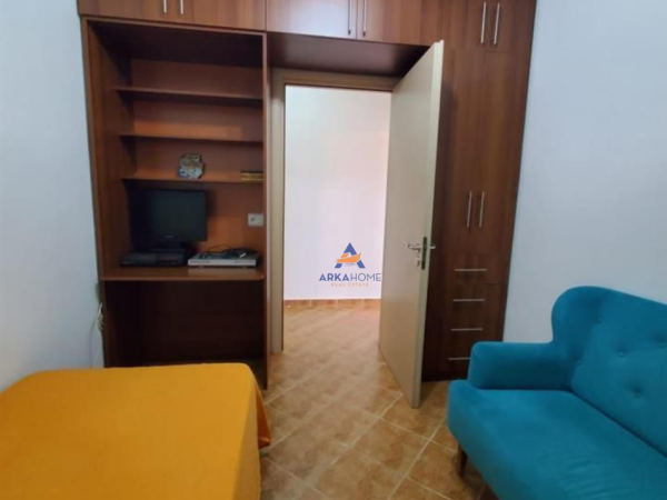 Tirane, jepet me qera apartament 2+1+Ballkon Kati 7, 60 m² 550 € (RRUGA MINE PEZA)
