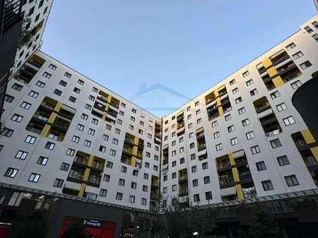 Tirane, jepet me qera apartament 2+1 Kati 5, 92 m² 600 € 