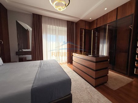 Tirane, jepet me qera apartament 2+1 Kati 3, 106 m² 1.200 € 