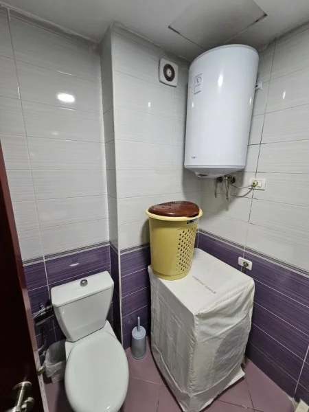 Tirane, jepet me qera apartament 1+1 Kati 2, 70 m² 450 € 