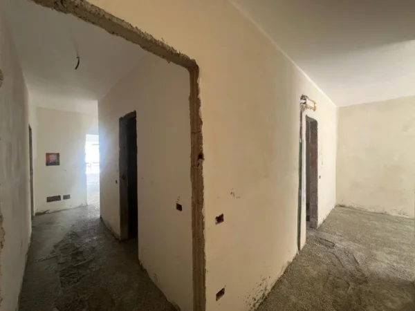 Tirane, shitet apartament 2+1+Ballkon Kati 6, 120 m² 330.000 € 