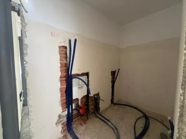 Tirane, shitet apartament 2+1+Ballkon Kati 6, 120 m² 330.000 € 