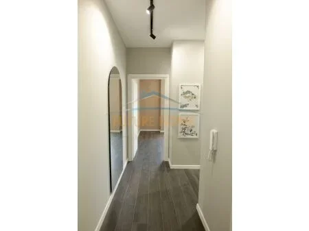 Tirane, shitet apartament 1+1 Kati 2, 64 m² 17.000.000 € 