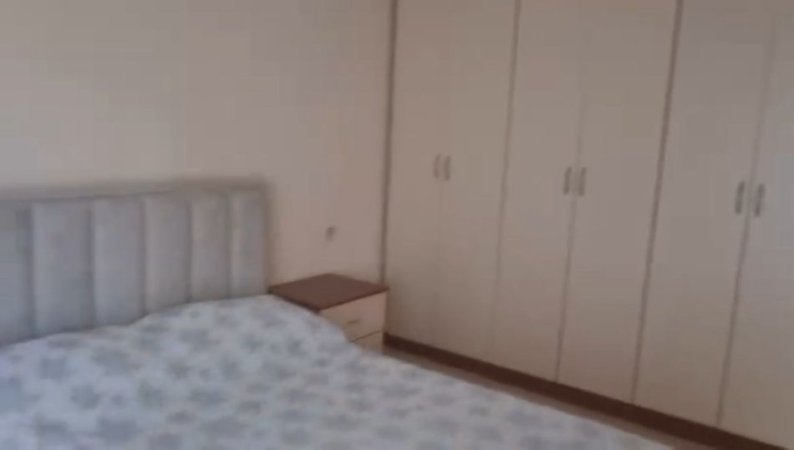 Tirane, jepet me qera apartament 2+1 Kati 4, 92 m² 650 € (Kodra e Diellit)