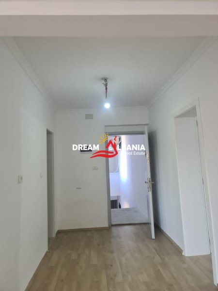 Tirane, shitet apartament 2+1 , 74 m² 149.000 € 