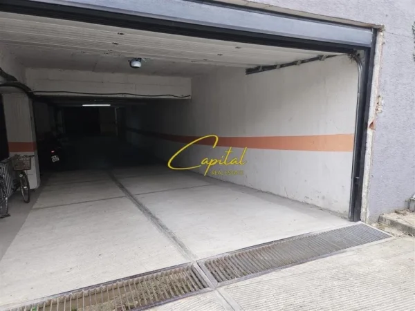 Tirane, jepet me qera magazine Kati -1, 125 m² 55.000 Leke (KOMUNA E PARISIT)