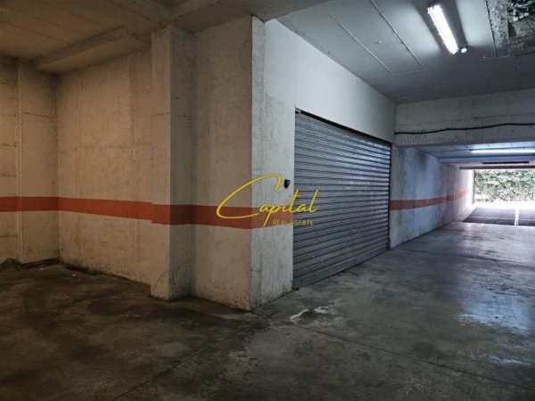 Tirane, jepet me qera magazine Kati -1, 125 m² 55.000 € (KOMUNA E PARISIT)