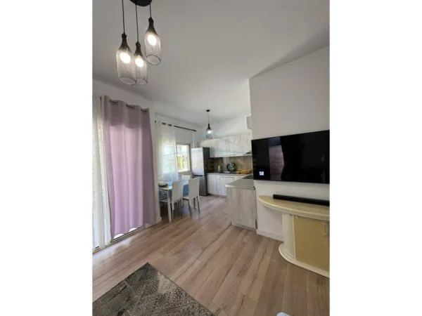 SHITET APARTAMENT 2+1 TEK PERLA RESORT GJIRI I LALEZIT