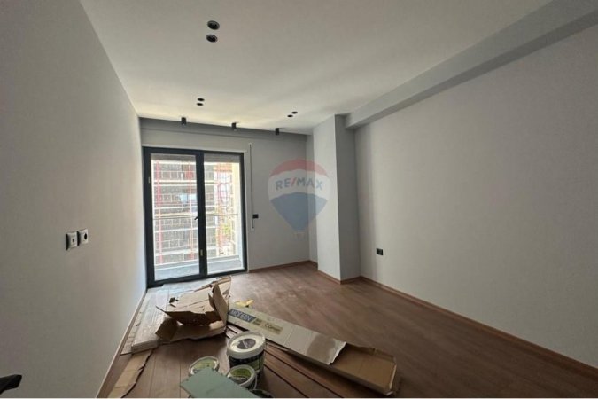 Tirane, shitet apartament 1+1 Kati 4, 69 m² 125.000 € (ID: 530581008-7)