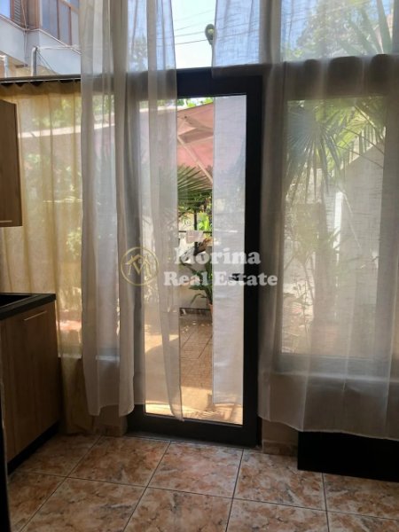 Tirane, jepet me qera garsonier Kati 1, 40 m² 350 € (Medreseja)