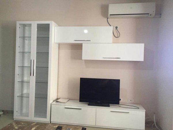 Tirane, jepet me qera apartament 1+1+Ballkon , 88 m² 400 € (Rruga &quot;Teodor Keko&quot;)