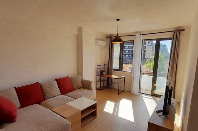 Tirane, jepet me qera apartament 1+1 Kati 4, 59.000 € (Sheshi willson)