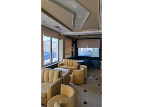 Durres, shitet lokal , 151 m² 450.000 € (Vollga)