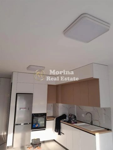 Tirane, jepet me qera apartament 2+1 Kati 4, 90 m² 500 € (Univers City)