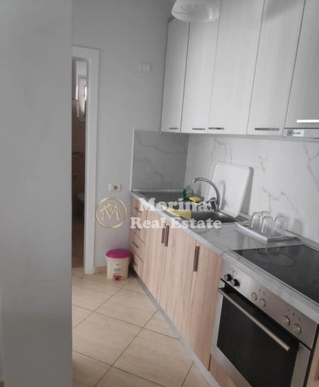Tirane, jepet me qera apartament 1+1 Kati 2, 65 m² 350 € (Porcelan)